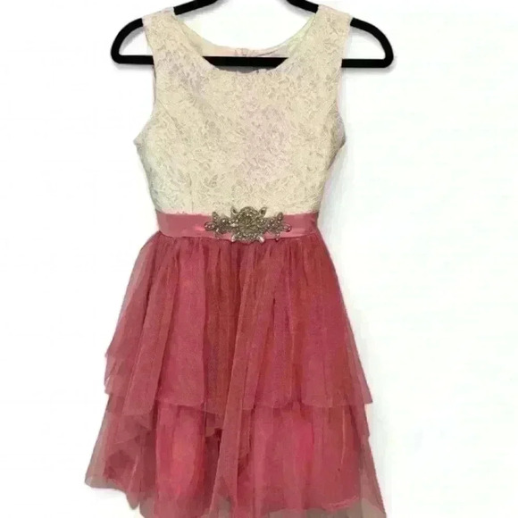 Emily Rose Girls'. Cream Lace with Mauve Tulle Formal Dress size 10 - Picture 1 of 4
